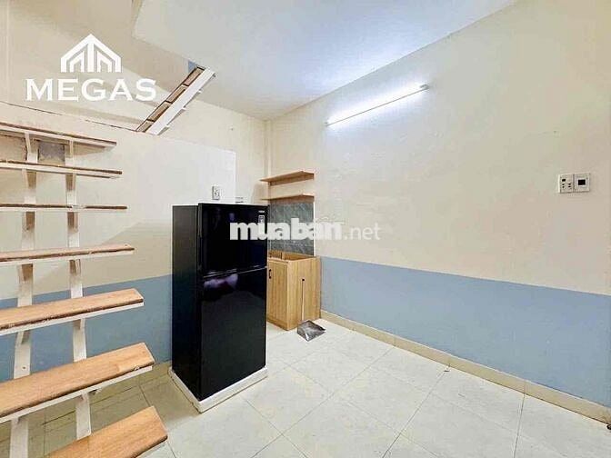 Duplex 1 trệt 1 lầu ngay Bùi Đình Tuý