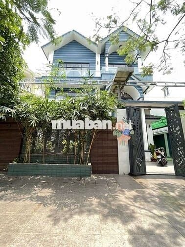 BÁN GẤP BIỆT THỰ VỚI DT LỚN FULL THỔ 368M2.