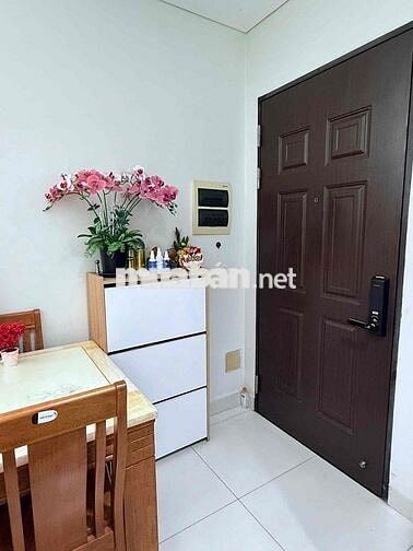 CẦN CHO THUÊ GẤP CĂN HỘ HOA SEN