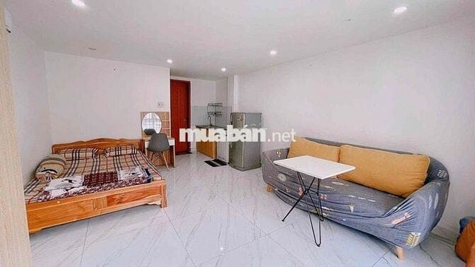 TRỐNG SẴN STUDIO SIÊU RỘNG -FULL NỘI  THẤT - CÓ GIẾNG TRỜI