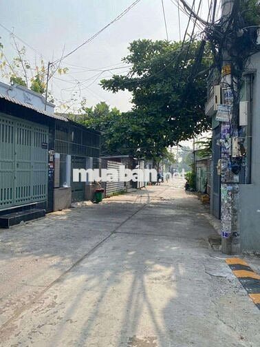 Chủ ngộp, Hẻm 409 Huỳnh Thị Huyền, Q12. Khu nhà cao tầng,hẻm xe 7 chỗ