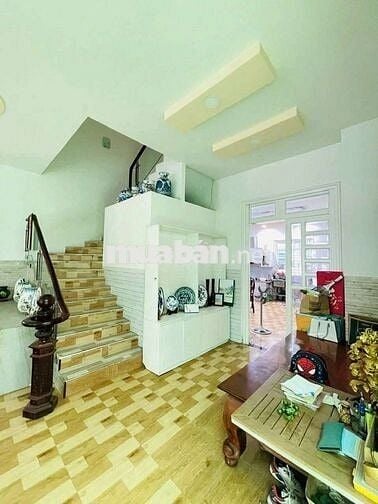 BÁN GẤP BIỆT THỰ VỚI DT LỚN FULL THỔ 368M2.
