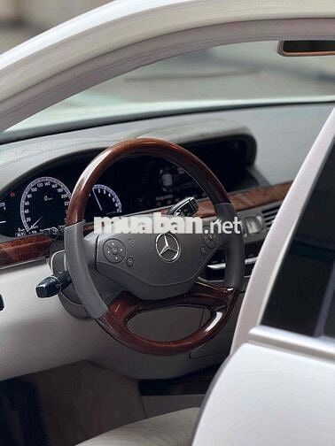 Mercedes Benz S Class 2010 S400 Hybrid - 90000 km