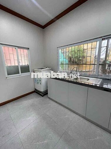 Bán nhà tập thể phố Lò Đúc nhà đẹp 2 thoáng ở ngay 50m tầng 2 giá nhỉn