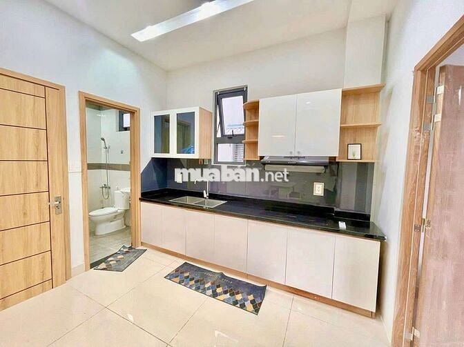 Cho thuê căn hộ dịch vụ 1pn, ban công, tách bếp Nguyễn Thiện Thuật Q.3