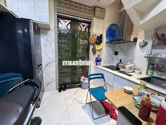 2 MẶT TIỀN Cao Thắng - 3 Tháng 2 Quận 10  3,4x1Om 4 tầng sân thượng