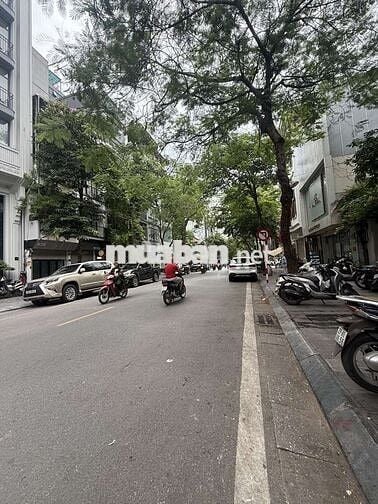 Bán nhà phố Trạm, cách 1 nhà ra Mặt phố, 33m, 7.250 tỷ gần Aeon