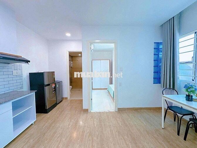 CĂN HỘ 1PN FULL NỘI THẤT CỬA SỔ THOÁNG NGAY ĐIỆN BIÊN PHỦ GIÁP QUẬN 1