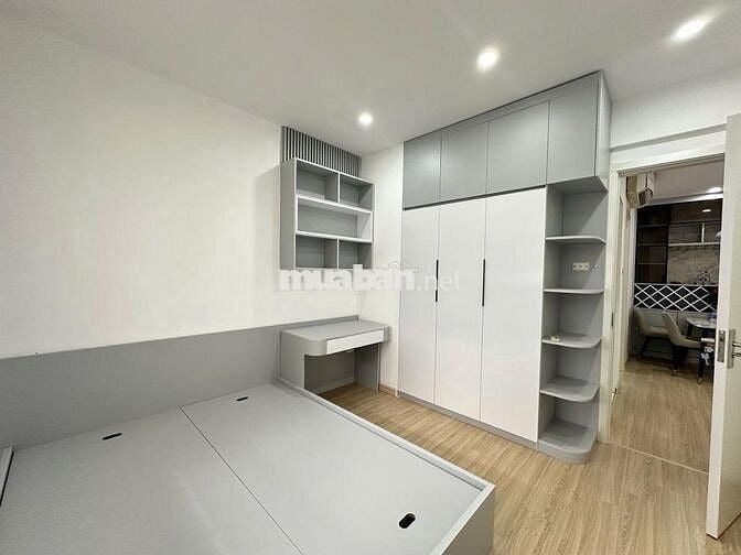 Bán gấp CH B11C, Nam Trung Yên, 56m2, 2N,2WC, giá 5.75 tỷ