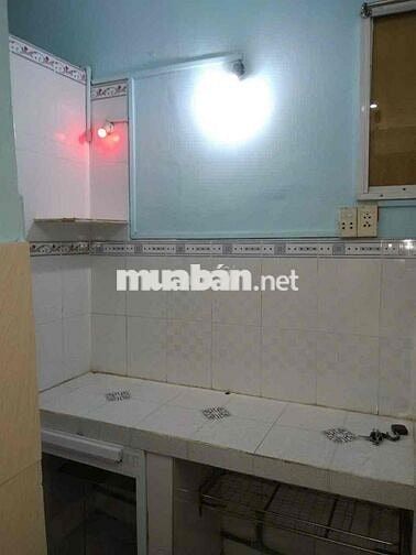 Nhà cho thuê trong hẻm Q8 Phạm Thế Hiển. Ngang 4m dài 6m, 1 lầu