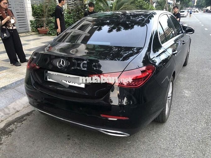 Mercedes-Benz C200 Advantage 2022 màu đen
