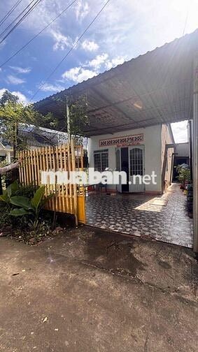 nhà chính chủ,123.9m2 , sẵn sổ , ngang hơn 5m, đất vuông vức