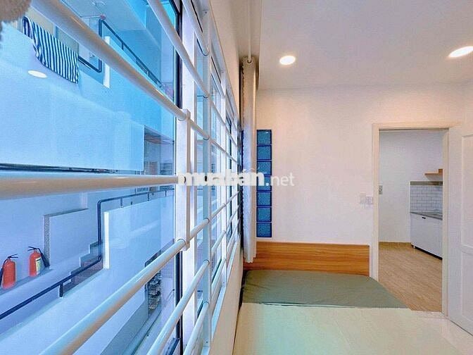 CĂN HỘ 1PN FULL NỘI THẤT CỬA SỔ THOÁNG NGAY ĐIỆN BIÊN PHỦ GIÁP QUẬN 1