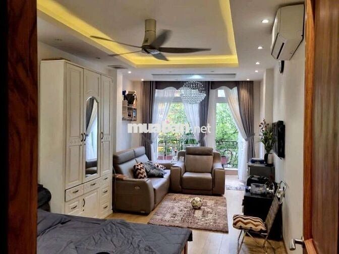 2 MẶT TIỀN Cao Thắng - 3 Tháng 2 Quận 10  3,4x1Om 4 tầng sân thượng