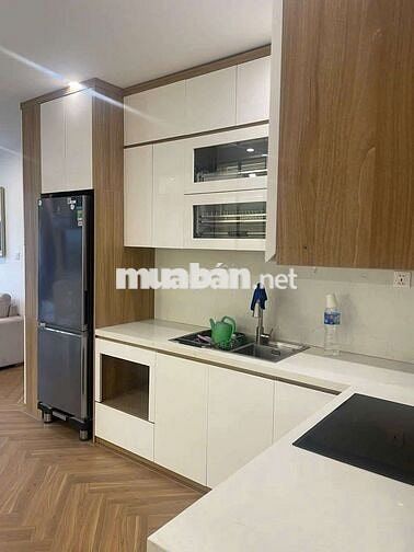 Bán căn 3pn full nội thất cao cấp giá 4x tỷ tại vinhomes gia lâm HN
