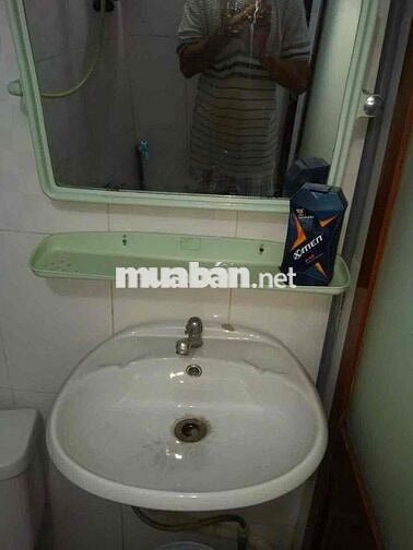 Nhà cho thuê trong hẻm Q8 Phạm Thế Hiển. Ngang 4m dài 6m, 1 lầu