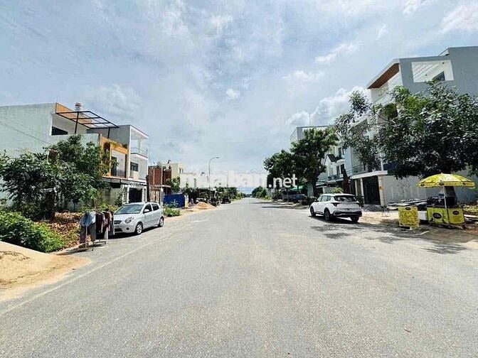 🌻CHO THUÊ NHÀ TRỆT 2 LẦU MỚI ĐẸP KDC LONG THỊNH