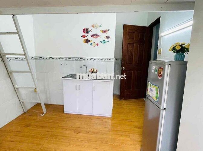DUPLEX BAN CÔNG - KẾ BÊN CV LÊ THỊ RIÊNG - NHẬN GIỮ PHÒNG ĐẾN 1/11