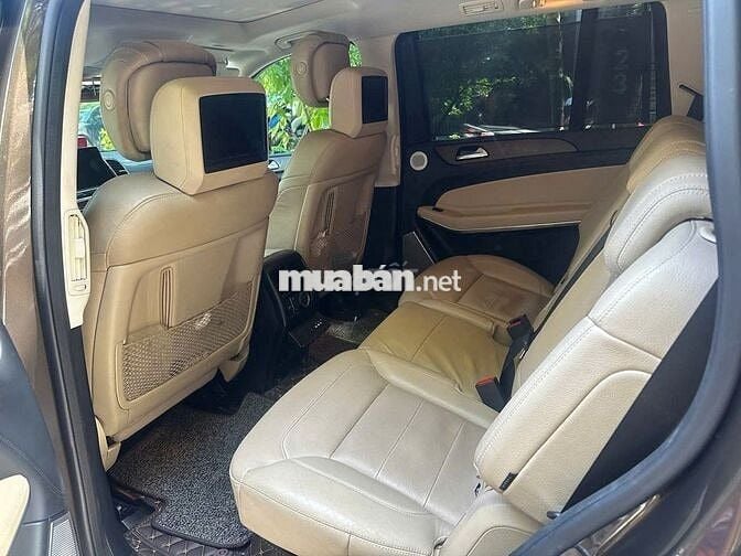 Mercedes Benz GLS 500 4MATIC 2016 màu nâu