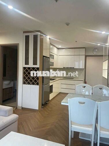 Bán căn 3pn full nội thất cao cấp giá 4x tỷ tại vinhomes gia lâm HN