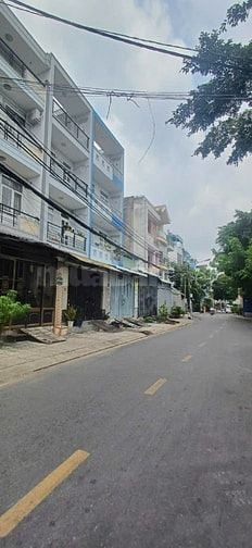 Nhà 1 xẹc. DT 80m2. An Dương Vương Phường 10 Quận 6. Giá 11,5 tỷ