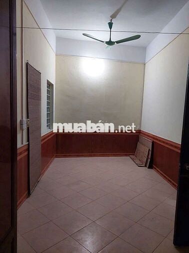 Nhà riêng ngõ 68 Hoàng Hoa Thám, đầu dốc Ngọc Hà