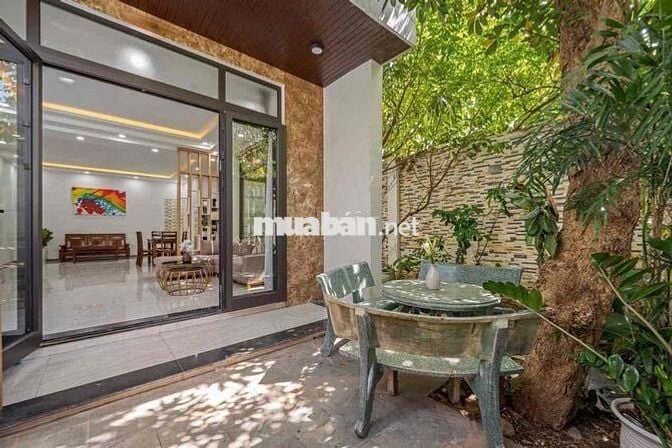 Cho thuê villa khu Nại Hiên Đông Sơn Trà 6pn