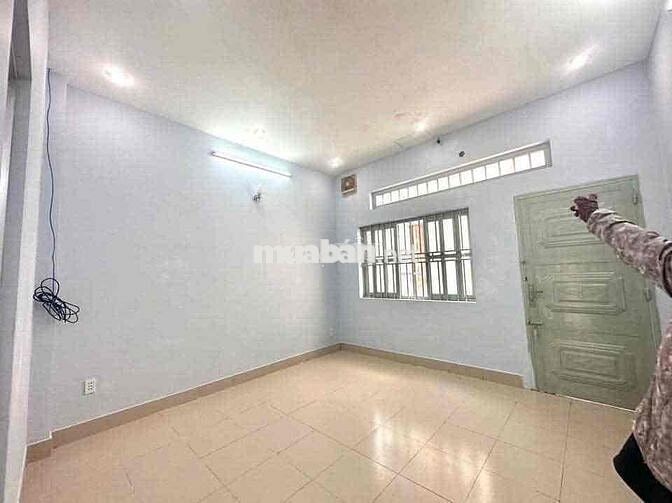 Cho thuê nhà cấp 4 kdc bửu long gần trường song ngữ lạc hồng