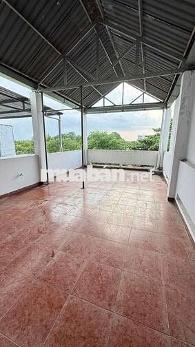 NHÀ RỘNG NGAY SAU CHỢ THANH THÔNG TÂY