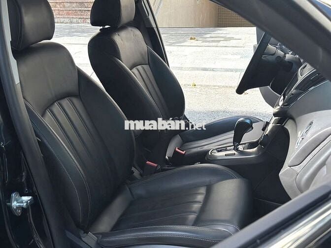 Chevrolet Cruze 2018 LTZ 1.8L - 6000 km