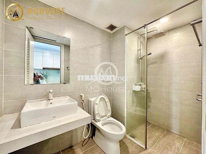 ĐÚNG HÌNH ĐÚNG GIÁ , STUDIO BAN CÔNG NGAY SÂN BAY QUẬN TÂN BÌNH