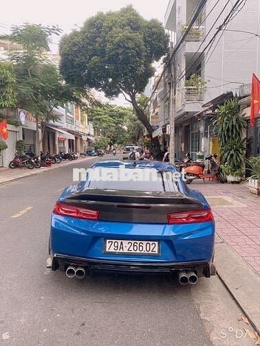 Chevrolet Camaro 2016 màu xanh, 58000 km