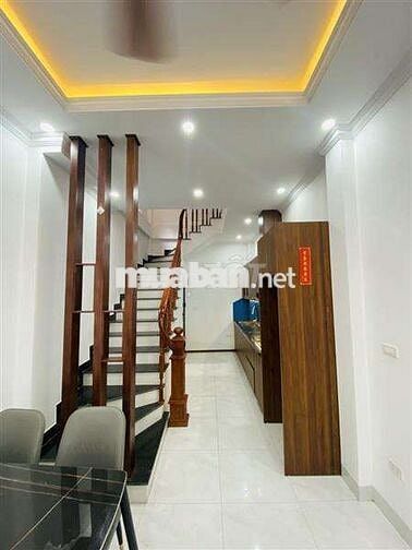 Bán nhà phố Trạm, cách 1 nhà ra Mặt phố, 33m, 7.250 tỷ gần Aeon Bán nhà phố Trạm, cách 1 nhà ra Mặt phố, 33m, 7.250 tỷ gần Aeon