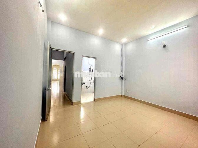 Cho thuê nhà cấp 4 kdc bửu long gần trường song ngữ lạc hồng