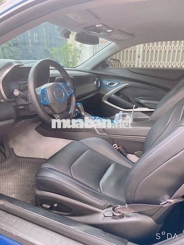 Chevrolet Camaro 2016 màu xanh, 58000 km