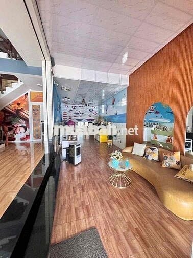 Kẹt ngân hàng bán nhà góc 2 mặt tiền kinh doanh gần Tân Đông Hiệp TPHC