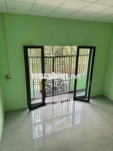 Bán nhà sổ riêng 80m2 cách chợ đầu mối Thủ Đức 200m giá chỉ 2.5tỷ