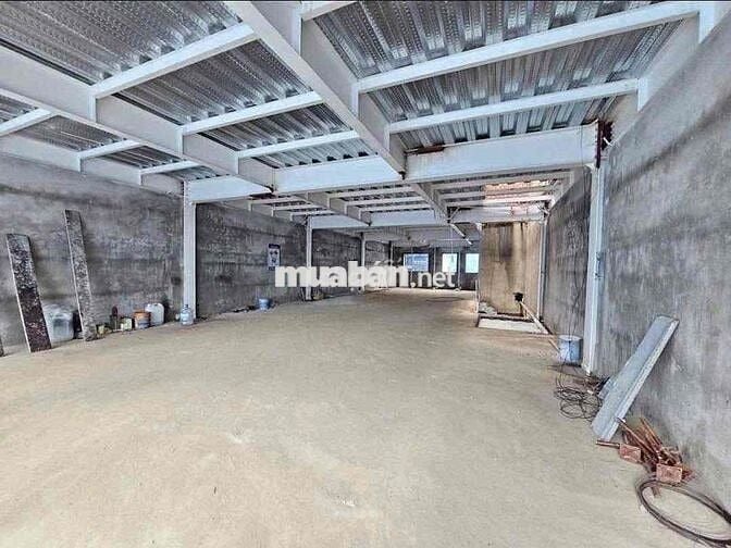 Cho thuê 4 tầng MT Nguyễn Văn Linh dtsd 800m2- ngang 9,5m +thang máy
