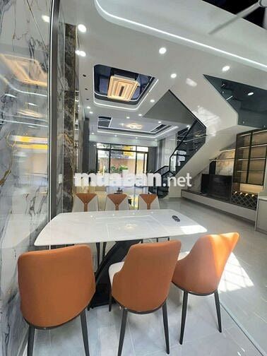 Nhà trung tâm dĩ an.khu dân cư đồng bộ.gần khu công nghiệp visip 1.