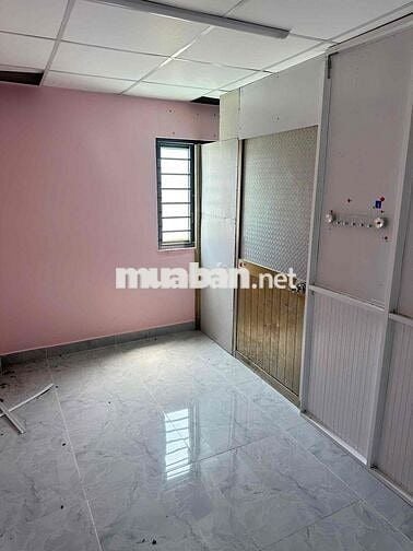 Bán nhà sổ riêng 80m2 cách chợ đầu mối Thủ Đức 200m giá chỉ 2.5tỷ