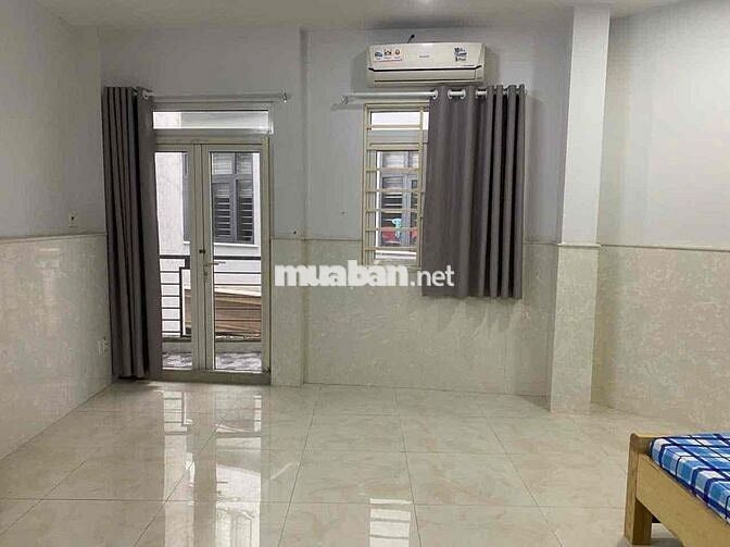 Cho thuê nhà đường Đồng Xoài, f13 Tân Bình, 5x8.5, 4 tầng, 3pn giá 14t