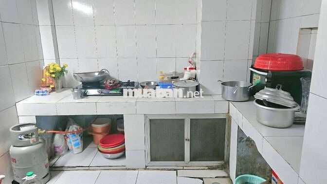 Bán nhà MT QL1A, BHH B, Bình Tân, 88M2, 5pn, 5wc, SHR