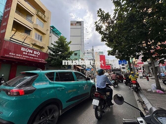 CHO THUÊ NHÀ ĐẸP MT TRẦN QUANG KHẢI,Q1 - KHU KINH DOANH SIÊU SÔI ĐỘNG
