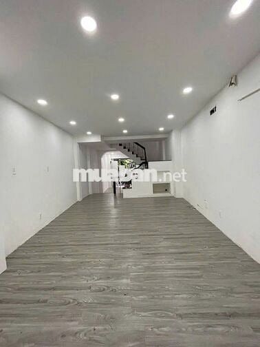 CHO THUÊ NHÀ ĐẸP MT TRẦN QUANG KHẢI,Q1 - KHU KINH DOANH SIÊU SÔI ĐỘNG