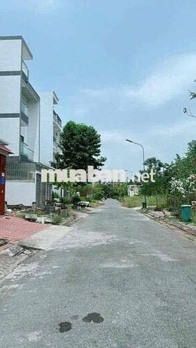 Cần bán căn nhà phố nguyên căn KDC13E INTRSCO - 100m2 - Giá siêu rẻ