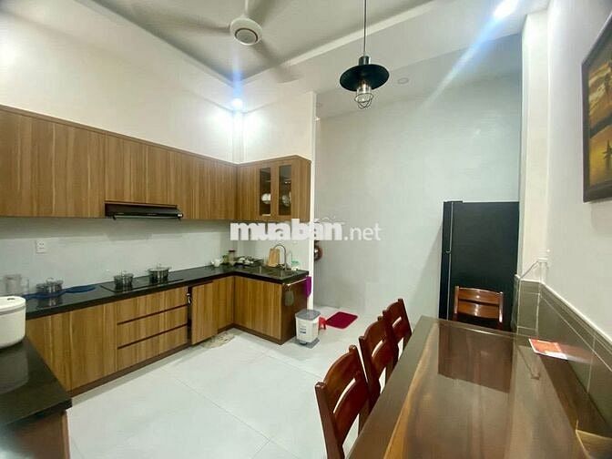 Nhà đẹp Đinh Tiên Hoàng, 32m², giá tốt chỉ 4tỷ3 – ở ngay!