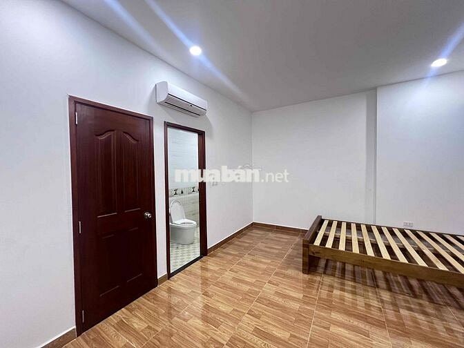 Cho thuê nhà nguyên căn, 2PN, sẵn nội thất, KĐT Oasis, gần ĐH Việt Đưc