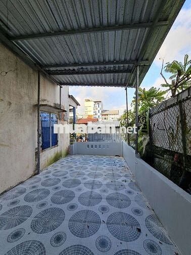 NHÀ VỊ TRÍ SIÊU ĐẸP ĐỐI DIỆN MẦM LON LÊ BÌNH