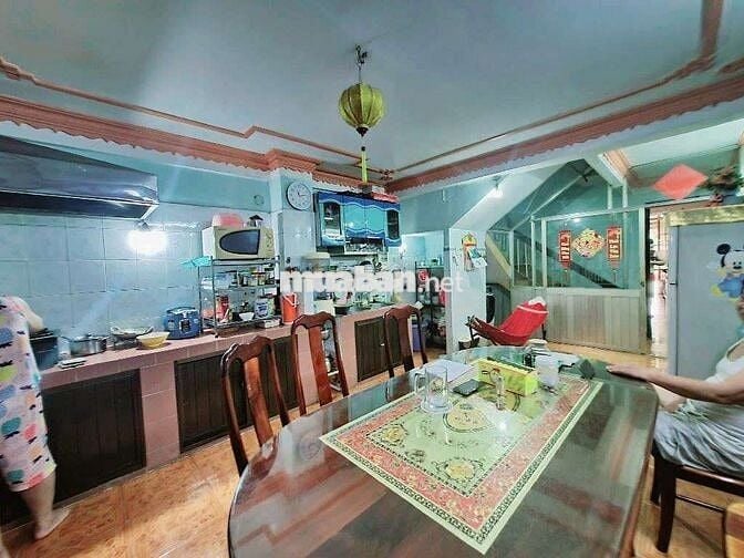 NHÀ ĐẸP MẶT TIỀN 5 TẦNG ( 4m x 17,5m ) Nguyễn văn phú q11