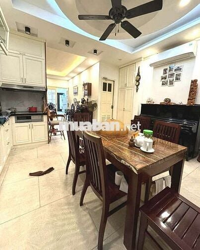 View Hồ Tây Nhật Chiêu Tây Hồ 93m2 6 tầng mặt tiền 5m 92,8 Tỷ .